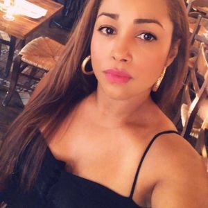 Meet your Posher, Aneyda